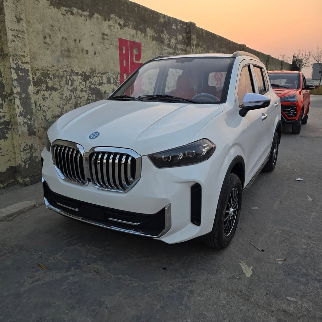 BABY X5 ELEKTRİKLİ ARABA